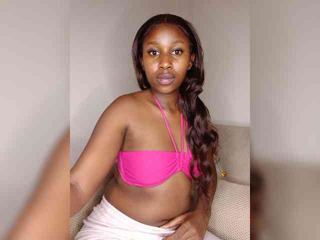 BustyAmy webcam