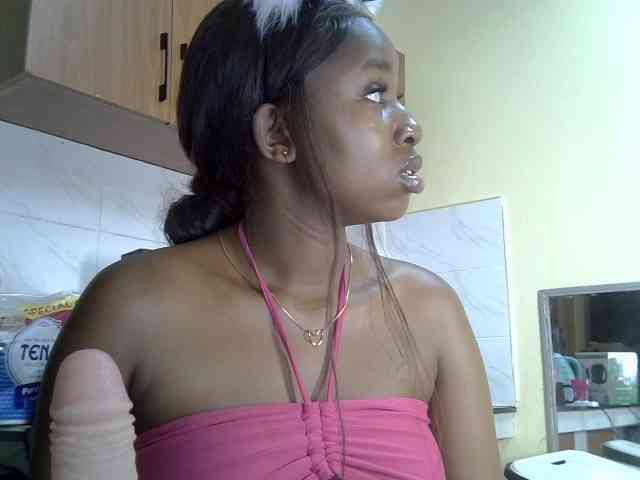 BustyAmy webcam