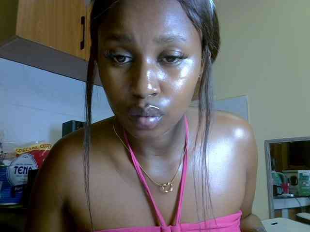 BustyAmy webcam