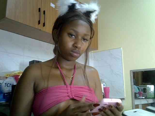 BustyAmy webcam