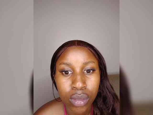 BustyAmy webcam