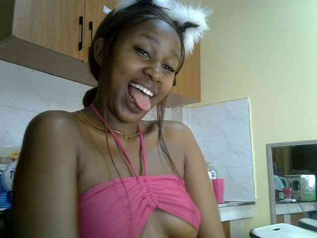 BustyAmy webcam