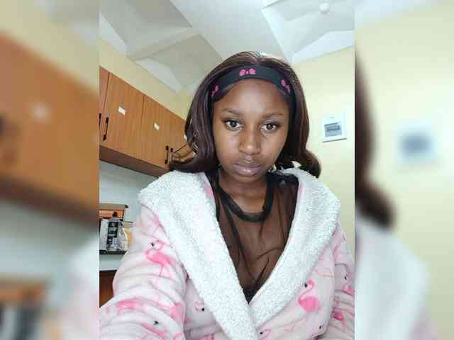 BustyAmy webcam