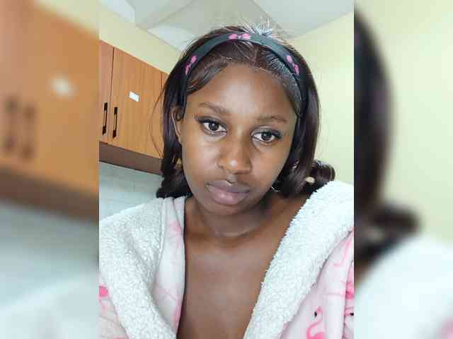BustyAmy webcam