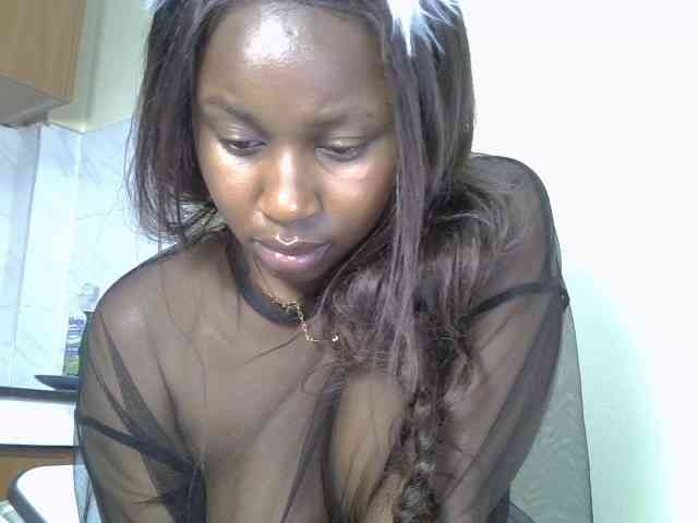 BustyAmy webcam