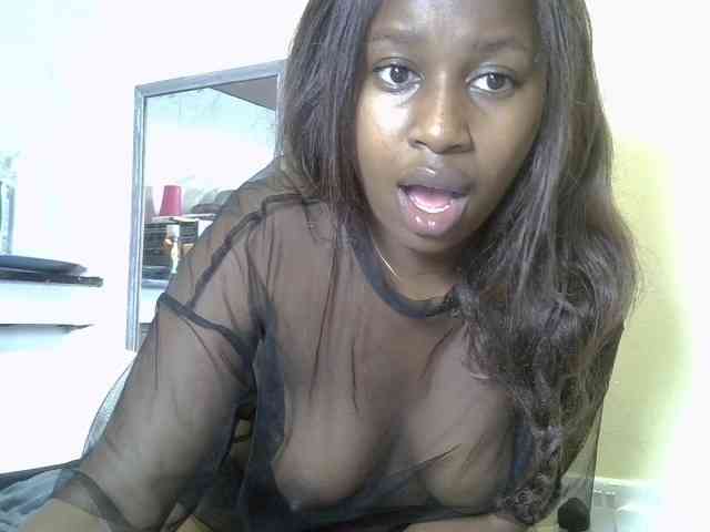BustyAmy webcam