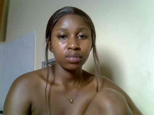BustyAmy webcam