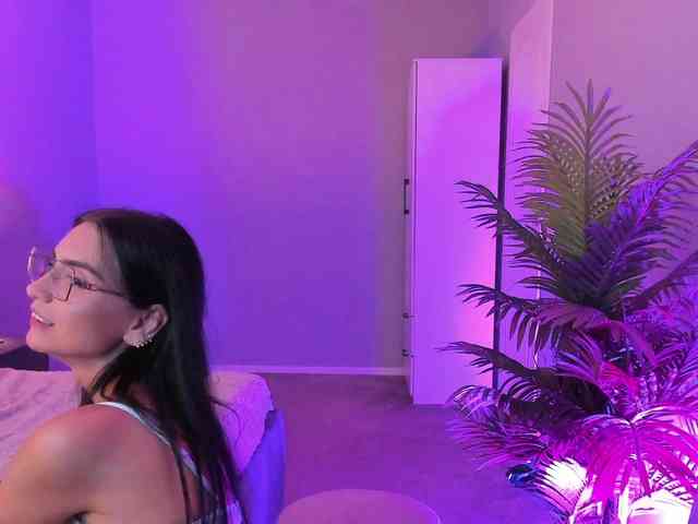 Modella: EvieBloomX