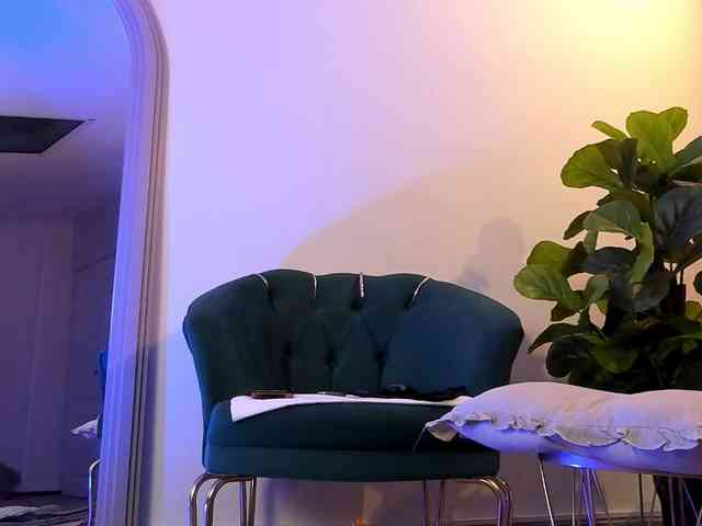 EvieBloomX EvieBloomX