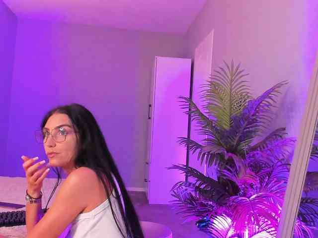Modella: EvieBloomX