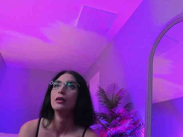 Modella: EvieBloomX