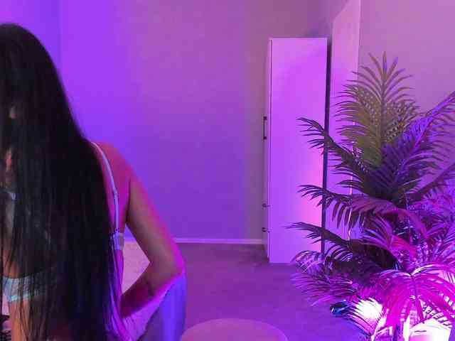 Modella: EvieBloomX