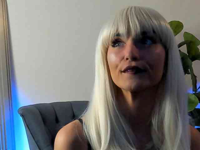 EvieBloomX