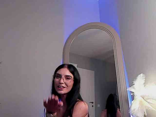 Modella: EvieBloomX