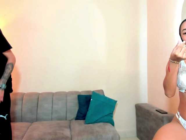 nickybigboobs live cam on BongaCams