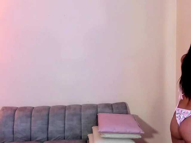 nickybigboobs live cam on BongaCams