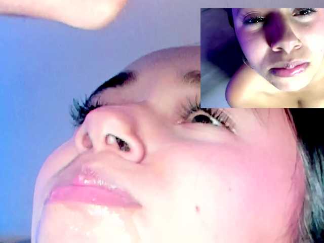 nickybigboobs live cam on BongaCams