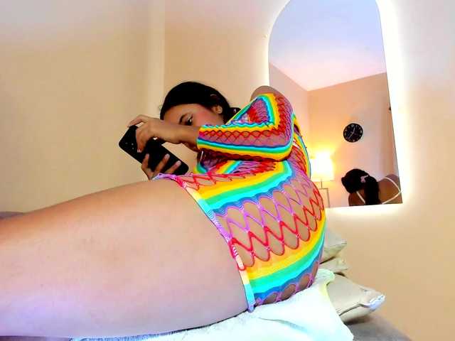 nickybigboobs live cam