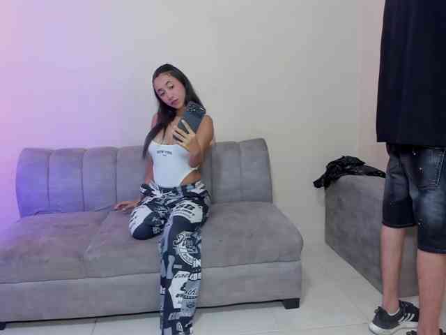 Modelo: nickybigboobs