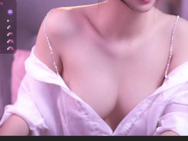 Shmilyb live cam on BongaCams