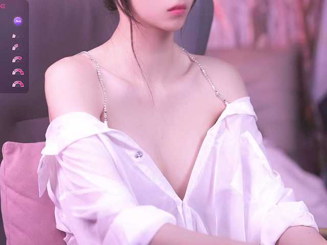 Shmilyb live cam on BongaCams