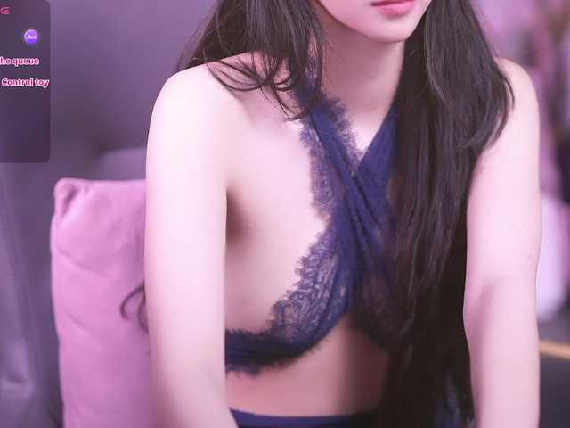 Shmilyb live cam on BongaCams