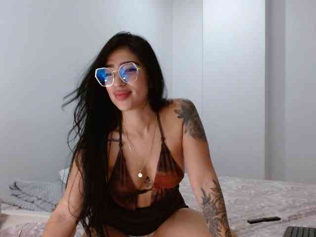 IvonnyRey7 webcam