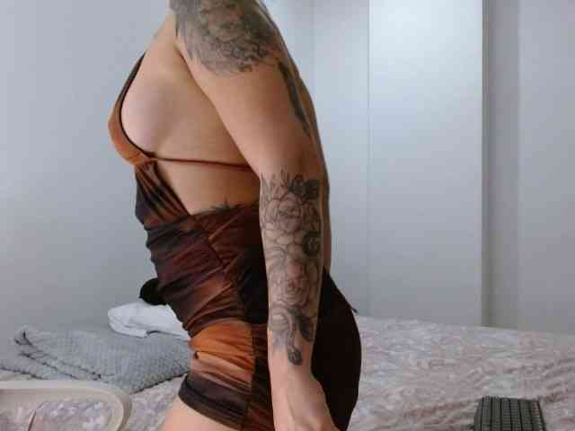 IvonnyRey7 webcam