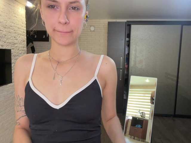 dontstretch live cam on BongaCams