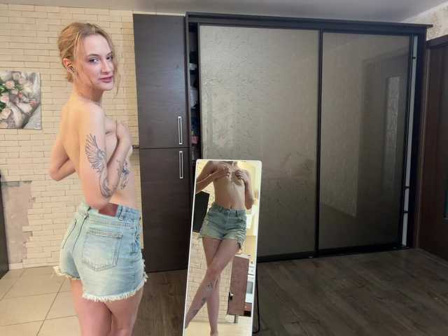 dontstretch live cam on BongaCams