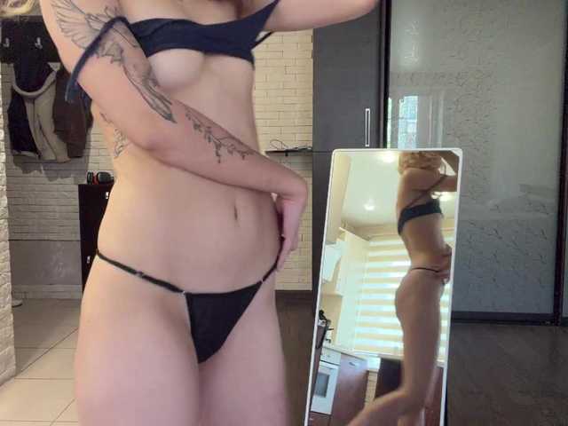 dontstretch live cam on BongaCams