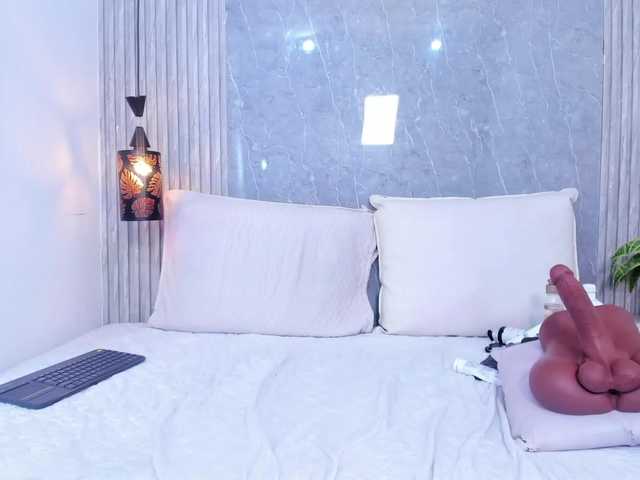 Eva-milfxxx live cam on BongaCams