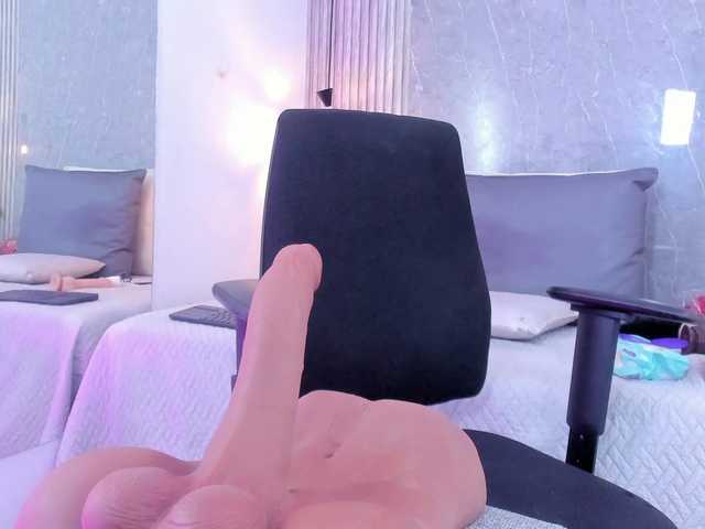 Eva-milfxxx live cam on BongaCams