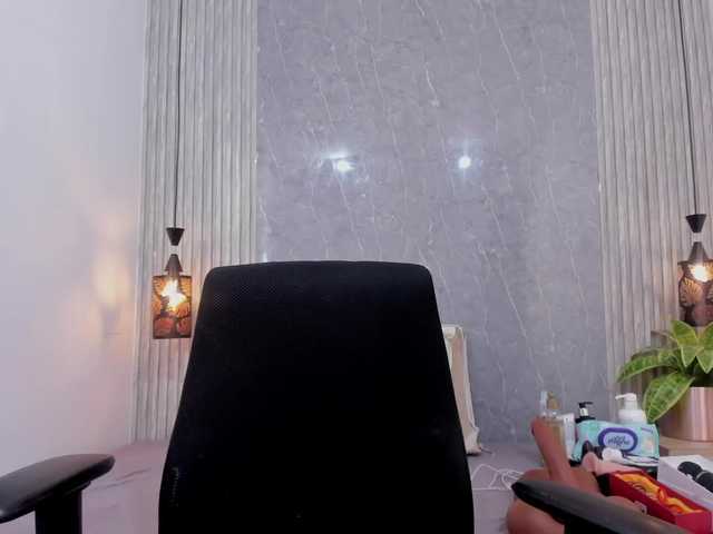 Eva-milfxxx live cam on BongaCams