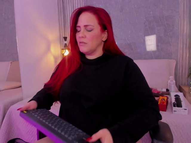 Eva-milfxxx live cam on BongaCams