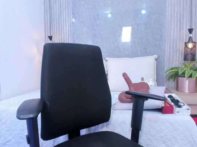 Eva-milfxxx live cam on BongaCams