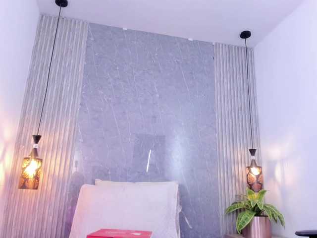 Eva-milfxxx live cam on BongaCams