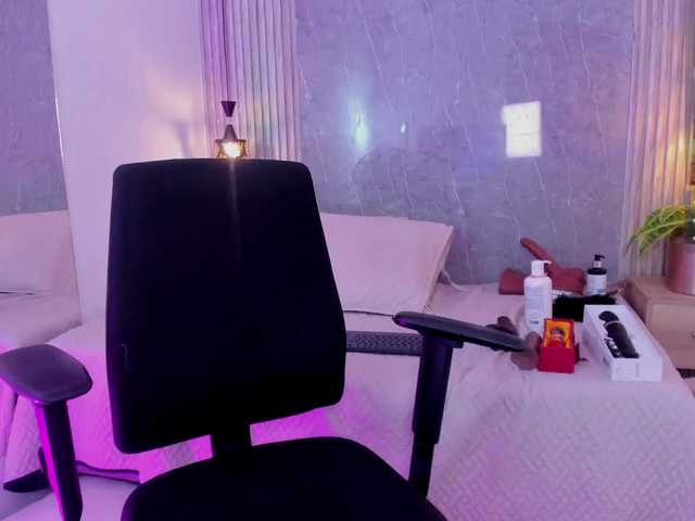 Eva-milfxxx live cam on BongaCams