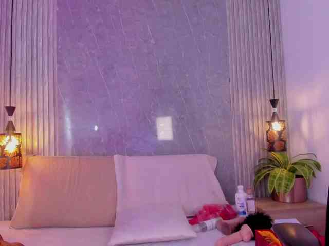 Eva-milfxxx webcam