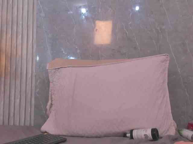 Eva-milfxxx webcam