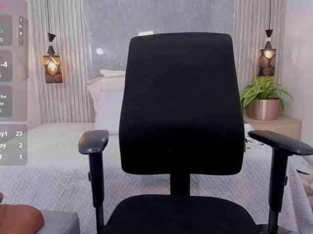 Eva-milfxxx webcam