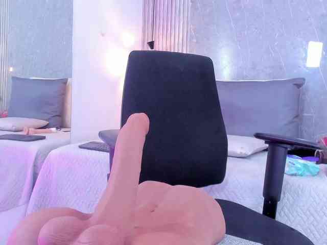 Eva-milfxxx webcam