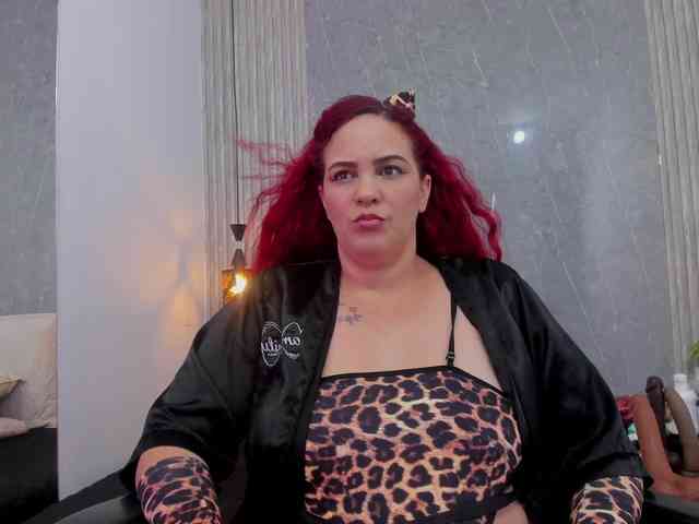 Eva-milfxxx webcam