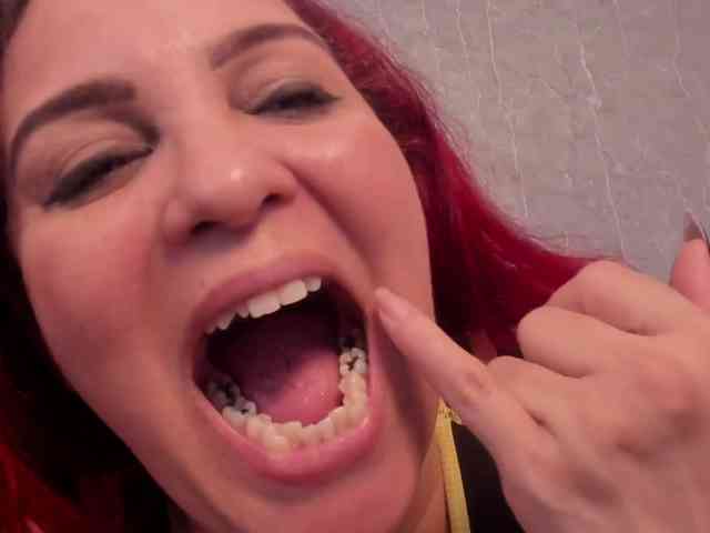 Eva-milfxxx webcam