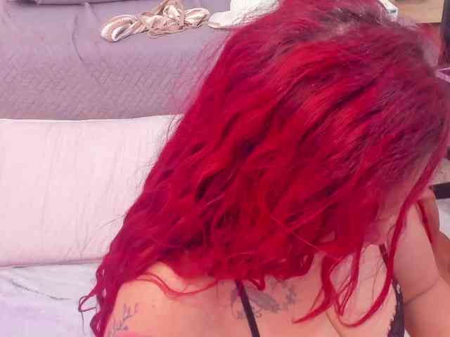 Eva-milfxxx webcam