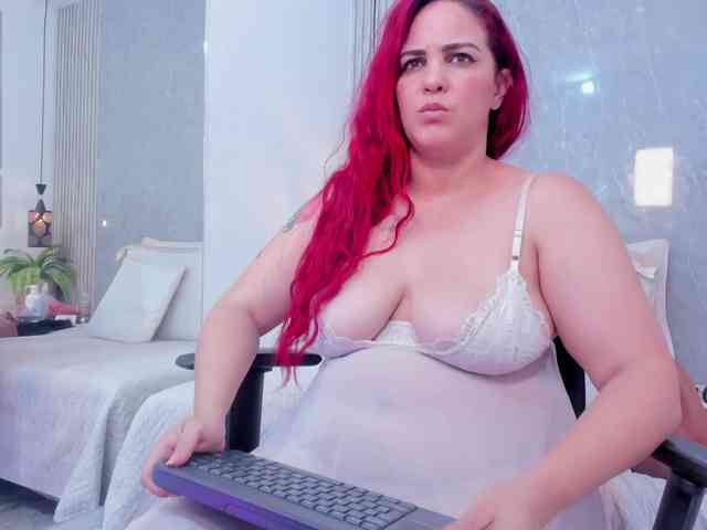 Eva-milfxxx webcam