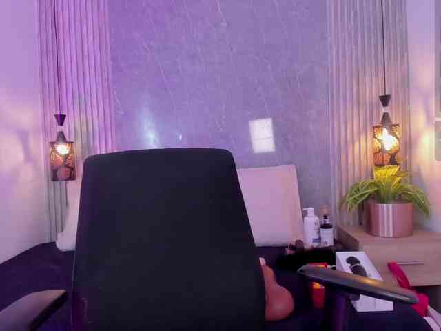 Eva-milfxxx webcam