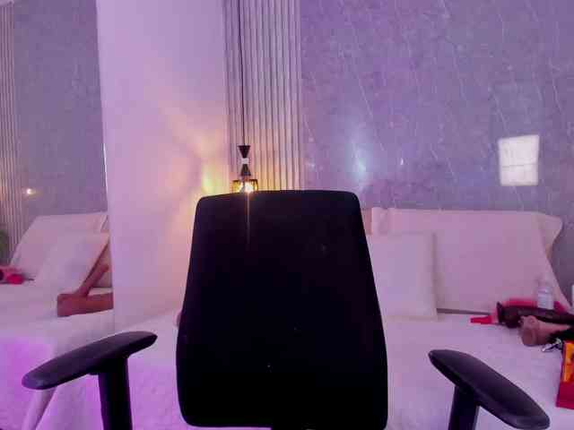 Eva-milfxxx webcam