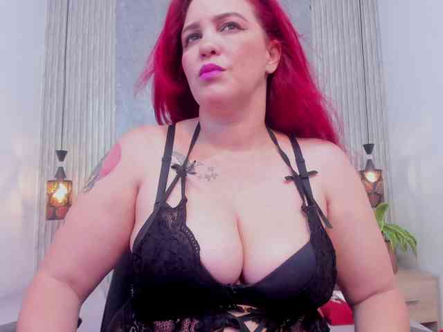 Eva-milfxxx webcam