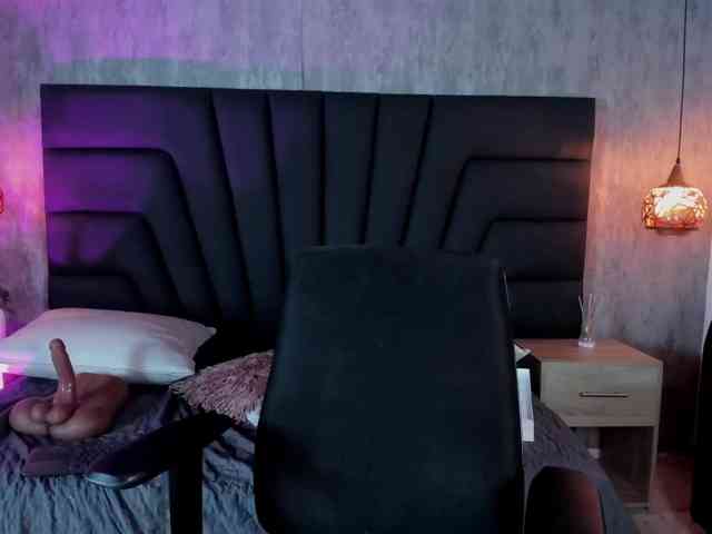 Eva-milfxxx webcam